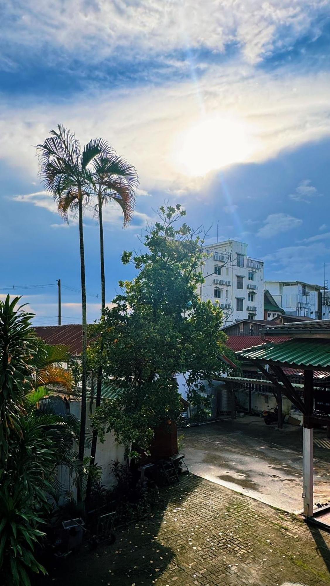 Venn Hostel Viêng Chăn Ngoại thất bức ảnh